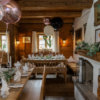 Hochzeit Im Holzhaus Dekoriert